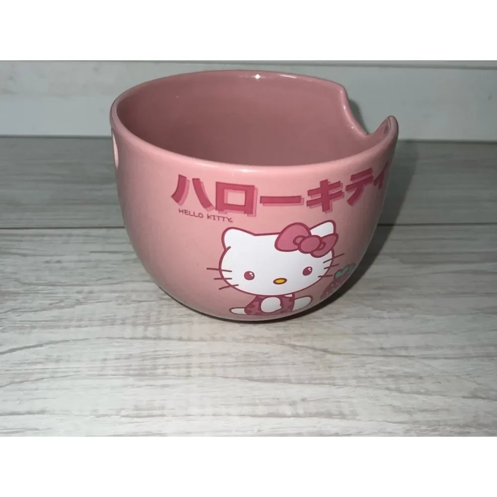 Hello Kitty By Sanrio Ceramic Noodles Bowl with Chopsticks & Spoon 20oz BrandNew